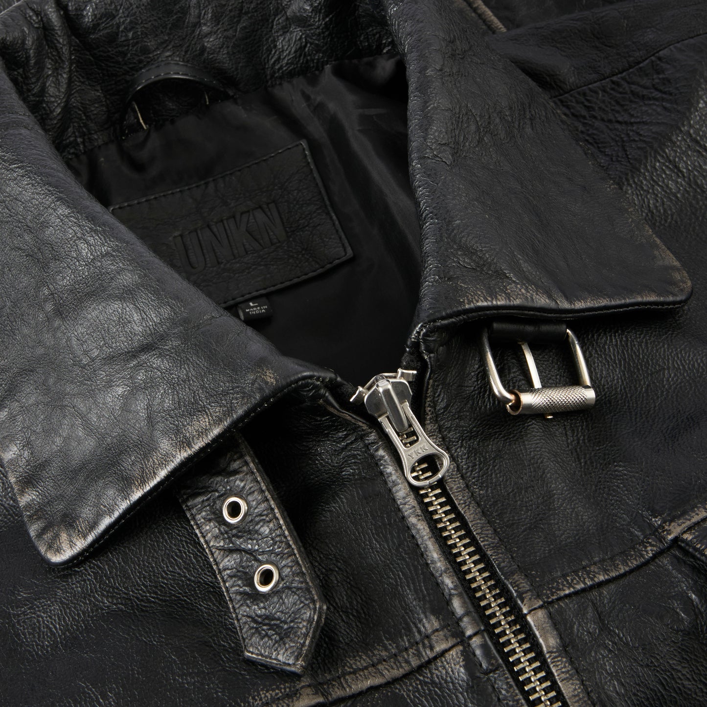 Alex buckle jacket/Worn black leather jacket